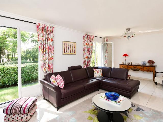 CHATOU, maison de 188 m² au sol et 163m² habitable sur un terrai