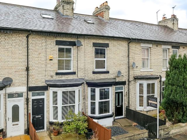 Chatsworth Place, Harrogate HG1, 4 bed terraced house to rent, £1,395 pcm | PrimeLocation