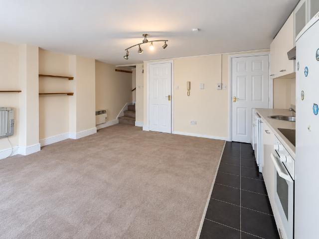 Chatsworth Road, Clapton, London E5, Studio to rent, £1,300 pcm | PrimeLocation