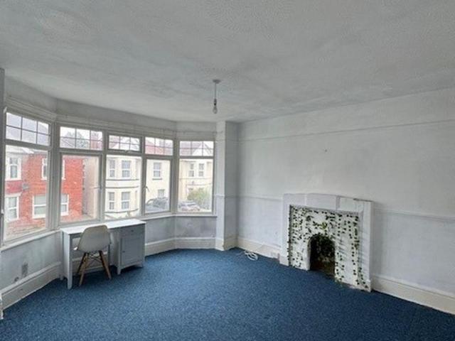 Chatsworth Road, Bournemouth 1 bed apartment to rent £1,095 pcm £253 pw