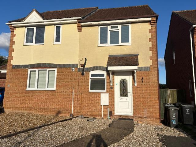 Chatsworth Road, Swindon SN25, 2 bed semi detached house to rent, £1,250 pcm | PrimeLocation