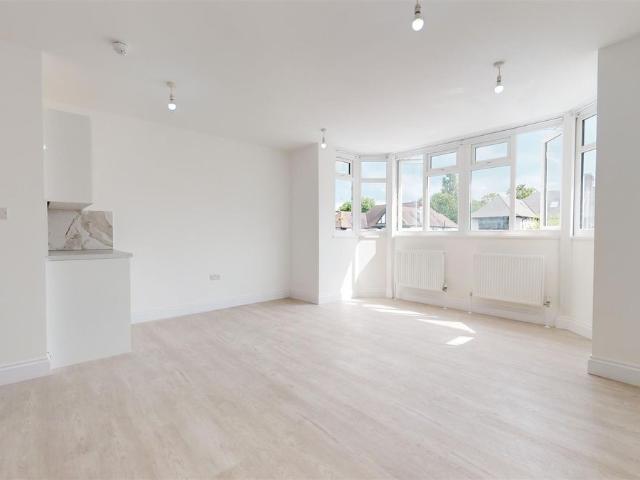 Chatsworth Road, Willesden Green NW2, 2 bed property to rent, £2,050 pcm | PrimeLocation