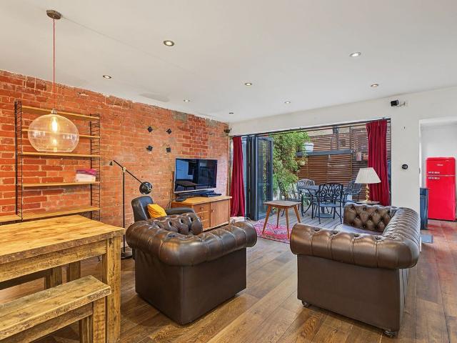 Chatterton Road, London N4, 2 bed terraced house to rent, £3,250 pcm | PrimeLocation