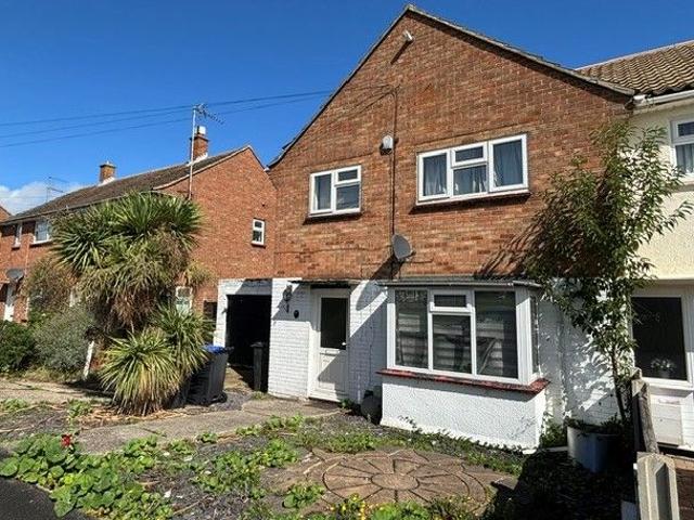 Chaucer Crescent, Braintree CM7, 3 bed property to rent, £1,700 pcm | PrimeLocation