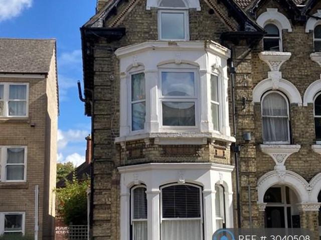 Chaucer Road, Bedford, MK40 1 bed flat to rent £775 pcm £179 pw