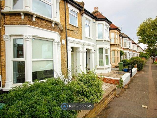 Chaucer Road, London E11, 1 bed flat to rent, £1,600 pcm | PrimeLocation
