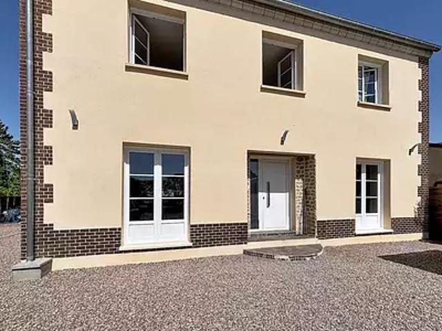 Chaumont en Vexin 60240 Achat / Vente maison 5 pièces t5 au dernier étage