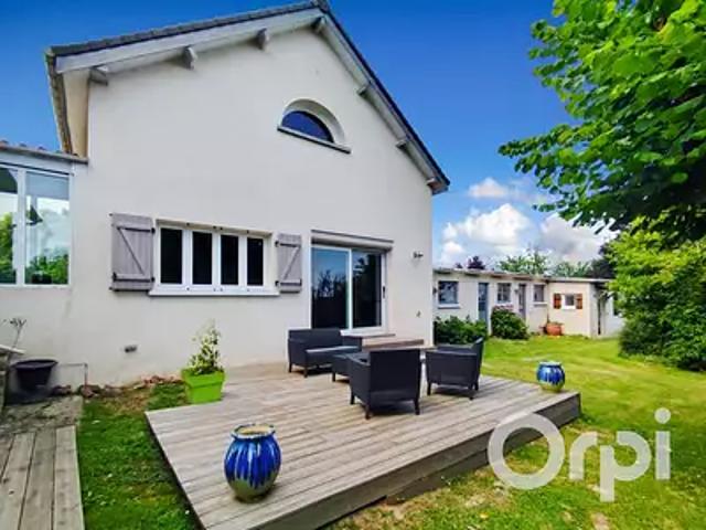 Chaumont en Vexin 60240 Achat / Vente maison 8 pièces t8 jardin