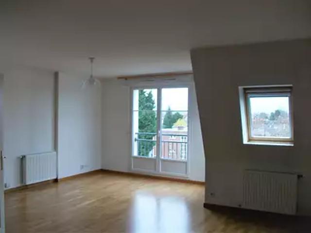 Chauny 02300 Location appartement 2 pièces t2 parking