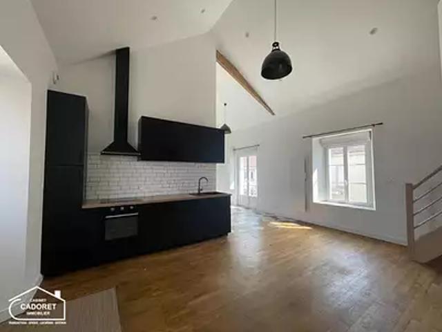 Chauvé 44320 Location appartement 2 pièces t2 au dernier étage cave