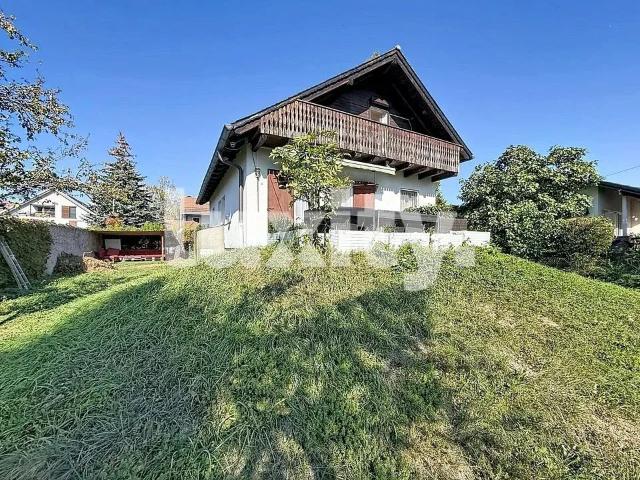 CHAVANNES DES BOIS – Familienhaus von etwa 120 m² mit Garten