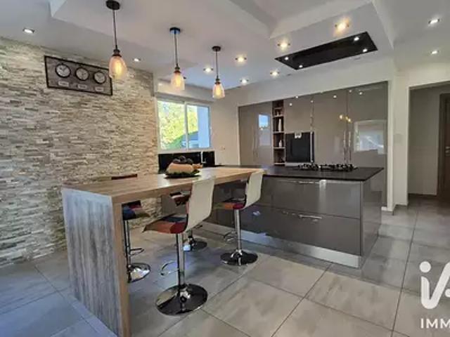 Chabeuil 26120 Achat / Vente maison 8 pièces t8 terrasse parking