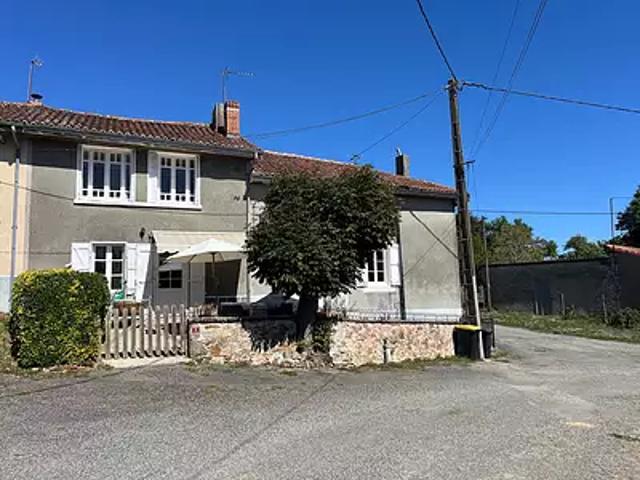 Chabrac 16150 Achat / Vente maison 5 pièces t5 parking