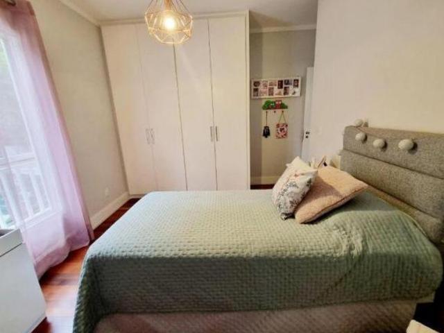 Chácara Monte Alegre – Casa em Condomínio Residencial de 338m² com 3 Dormitórios, 3 Suítes e 3 Vagas