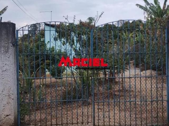 chácara no majestic:778 metros de terreno, casa com 2 dormitorios