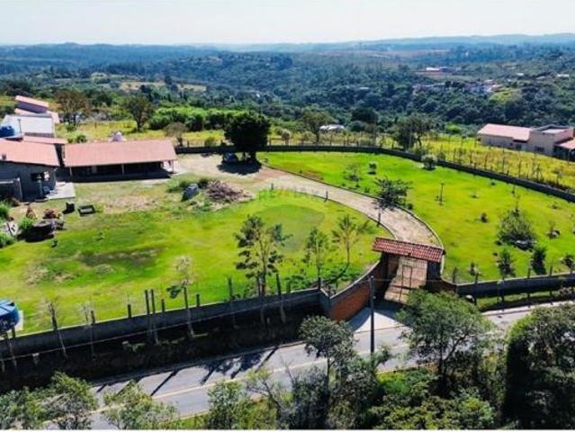 Chácara no Bairro Fazenda Genebra, em Alumínio SP, com 3900 m2