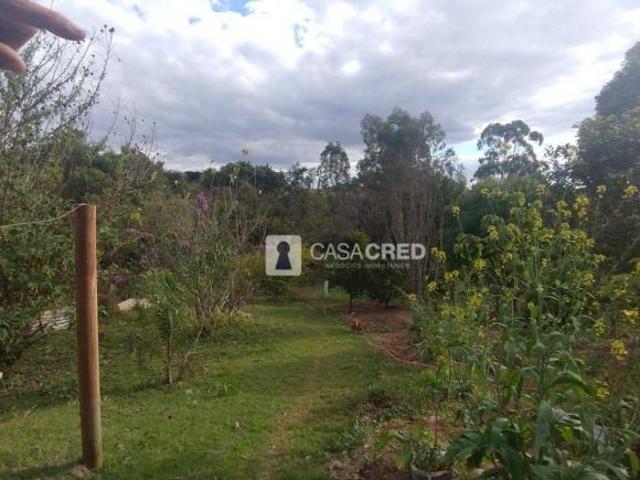 Chácara à venda, 10000 m² com uma casa por R$ 200.000 Zona Rural Varginha/MG