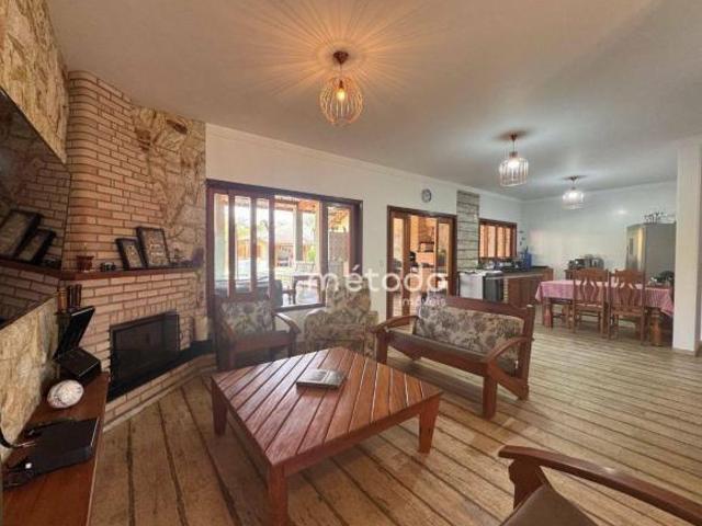 Chácara com 5 quartos à venda, 1020 m² por R$ 1.500.000 Jardim Costão Santa Branca/SP
