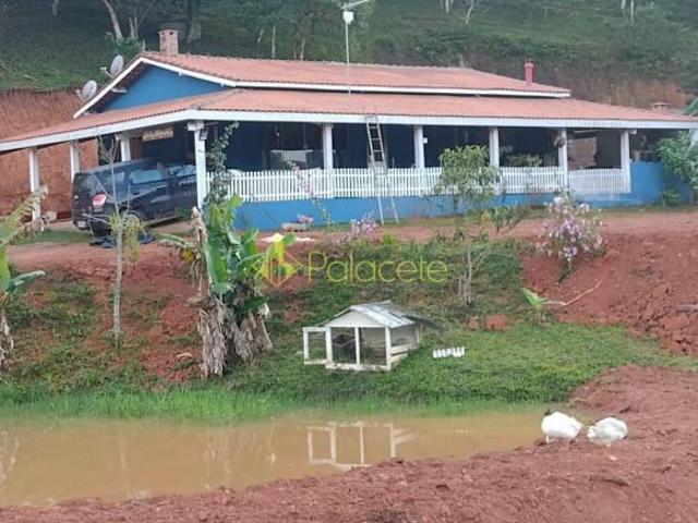 Chácara à venda 2 Quartos, 7 Vagas, 10M², Centro, Tremembé SP