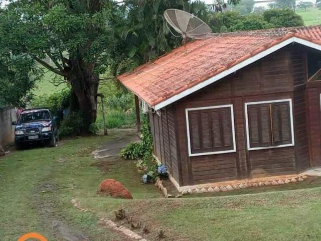 Chácara à venda com 2.162 m² de área de terreno em condomínio
