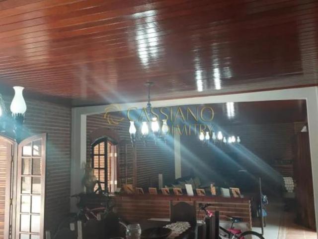 Chácara à venda de 650m² | 03 dormitórios, sendo 01 suíte e 10 vagas de garagem | Cruz Vera Brasóp