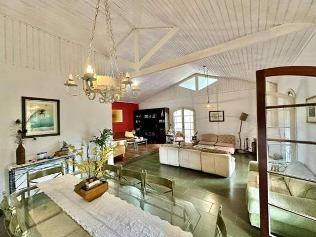 Chácara à venda em Cotia, Jardim do Rio Cotia, com 3 quartos, com 4700 m²