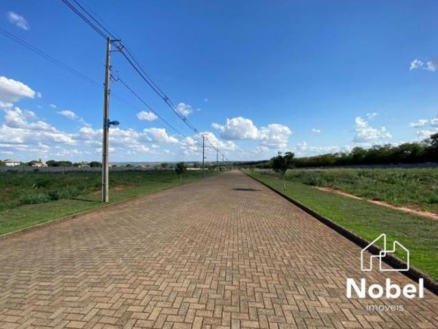 Chácara à venda em Cianorte PR, no Condomínio de Chácaras Parque dos Ipês: 3.002,00m² de puro encant