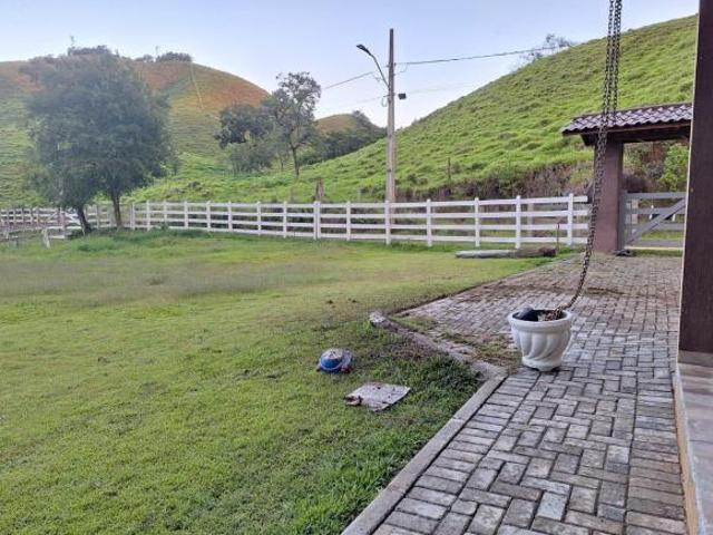 Chácara à Venda em Itaparica com 9.250m², Casa 160m² e Salão de Festas com Churrasqueira