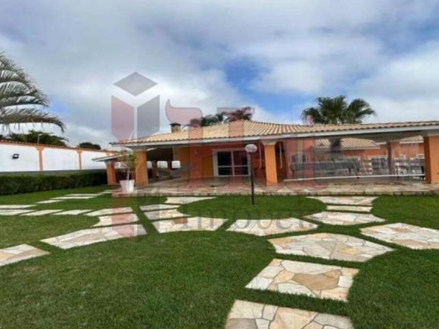 Chácara à Venda em Jacareí 700m² de Área Construída e 4.000m² de Terreno