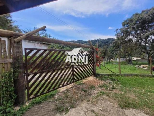 Chácara à venda em Juquitiba SP, 3.000,00 m² de área. Confira!