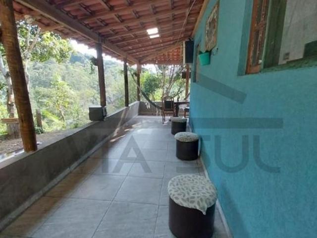 Chácara à venda em Juquitiba/SP, com fácil acesso e boa localização