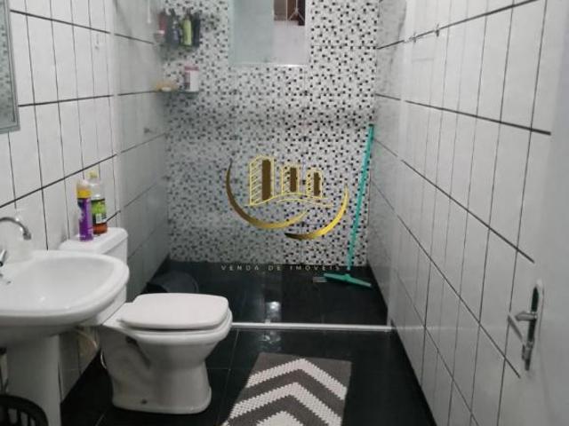 Chácara à venda em Limeira SP: 2 quartos, sala, banheiro, 5 vagas e 1.000 m² de área!