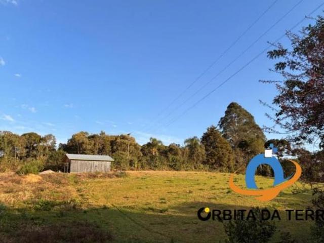 Chácara à venda em São José dos Pinhais PR, bairro Cotia: 3 quartos, 1 sala, 1 banheiro, 6 vagas de