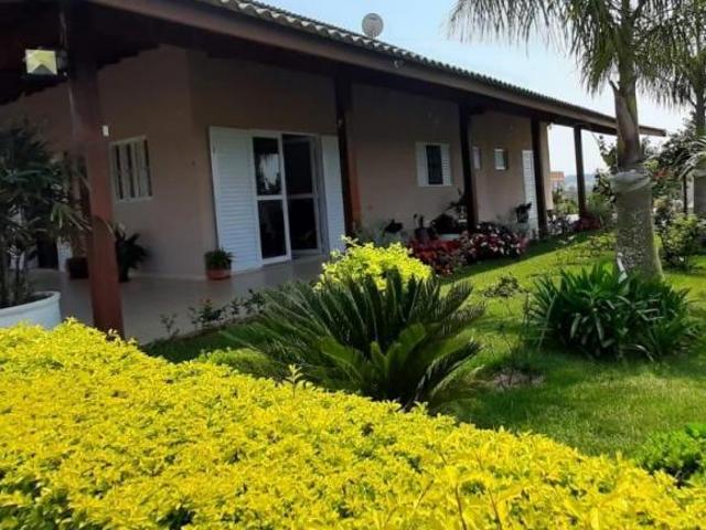 chacara a venda em Sarapuí, condomínio fechado, 2000m2, ótima estrutura e localização maravilhosa, 0