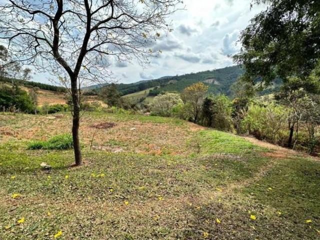 Chácara à Venda em Pedra Bela Oportunidade Única!