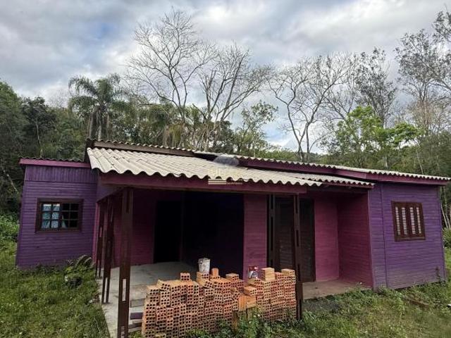 Chácara à venda em Três Coroas RS: 2 quartos, sala e banheiro na Estrada Linha Scherer, 48m² de área
