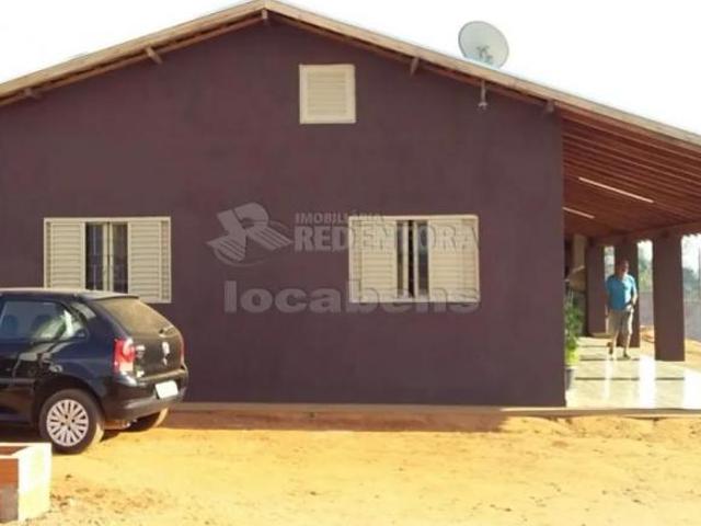 Chácara à Venda em Valentim Gentil/SP