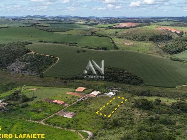 Chácara à venda no bairro Área Rural de Conselheiro Lafaiete Conselheiro Lafaiete/MG
