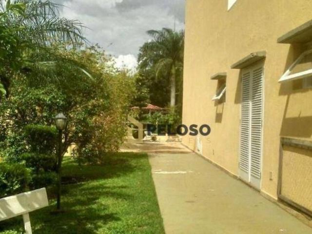 Chácara à venda | terreno 2340m² | área construída 600m² | 5 dormitórios | 2 suítes | 6 vagas | Ro
