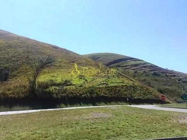 Excelente Área à venda, Lavrinhas SP
