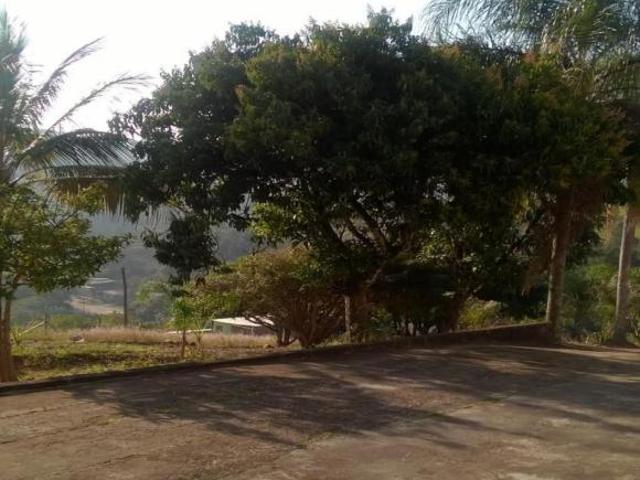 Chácara Araçariguama