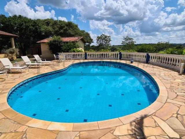 Chácara com 4 dormitórios à venda, 30000 m² por R$ 2.950.000,00 Lageado Salto/SP
