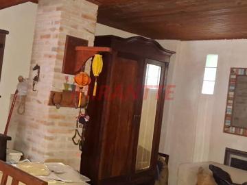 Chácara com 4 quartos