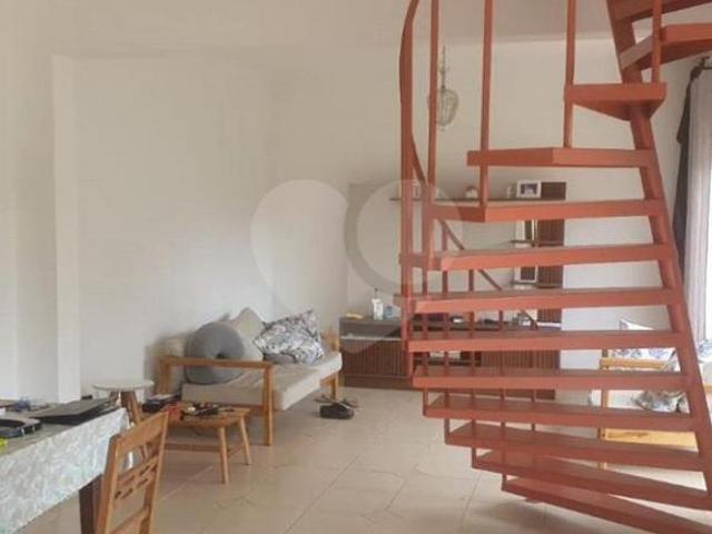 Chácara com 4 quartos à venda em Moinho velho SP