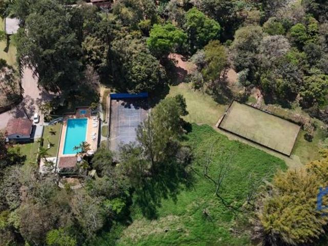 Chácara com 4 Quartos e 4 banheiros à Venda, 1.600 m² por R$ 1.100.000 Cód. ch2859