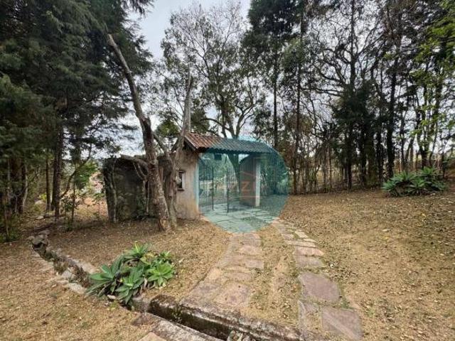 Chácara com 5 dormitórios à venda, 2200 m² por R$ 700.000,00 Morada dos Pássaros Poços de Caldas