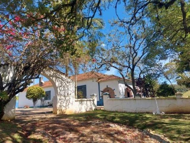Chácara com 5 dormitórios à venda, 5690 m² por R$ 2.990.000,00 Vitória Régia Atibaia/SP