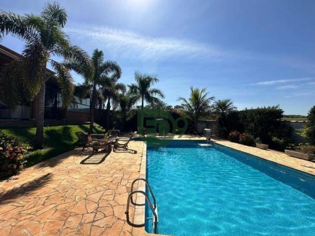 Chácara com 5 quartos à venda, 1200 m² por R$ 2.100.000 Jardim São Roque Limeira/SP