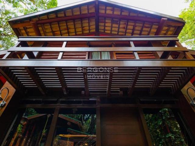 Chácara com 5.000 m² em Piraquara PR, casa princ