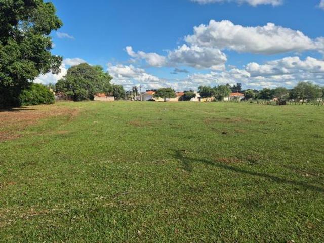 Chácara com 5.000m² à Venda no Rancho Grande, Bairro Mário Covas